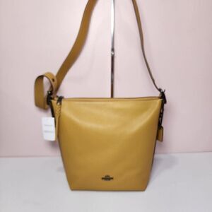 NWT COACH C2818 VAL DUFFLE Flax Yellow